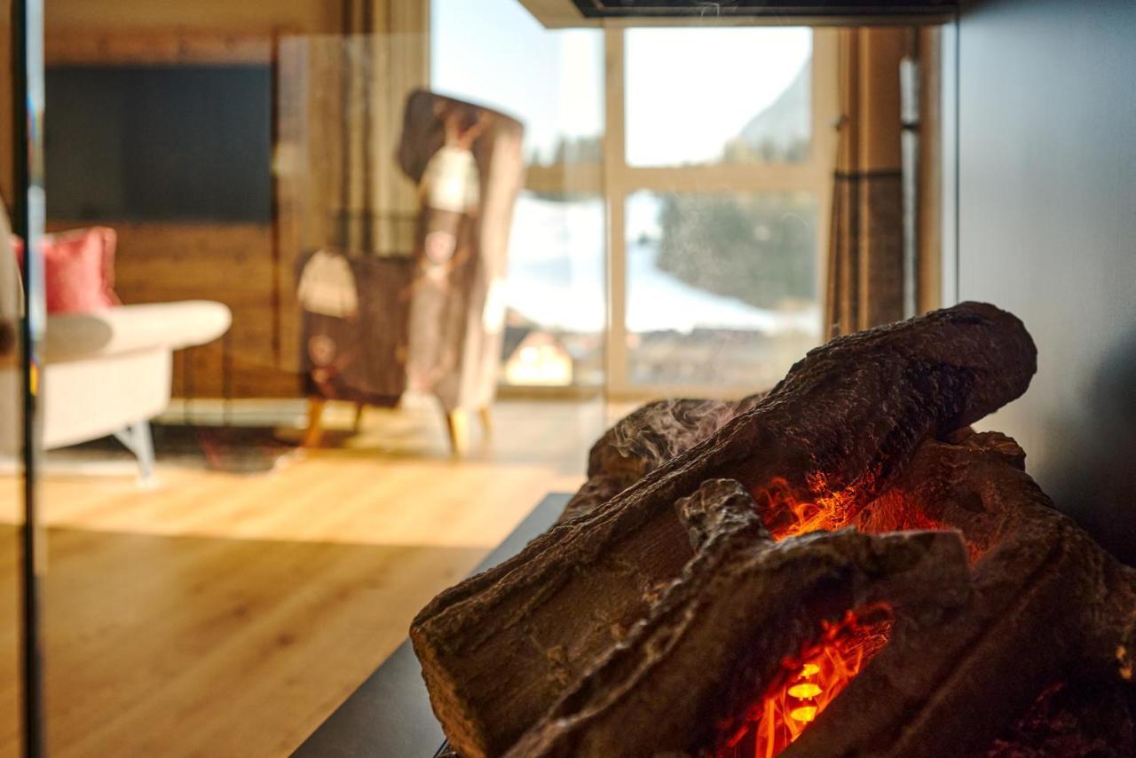 Die Tauplitz Lodges - Adler Auszeit Lodge D6 By Aa Holiday Homes Eksteriør billede