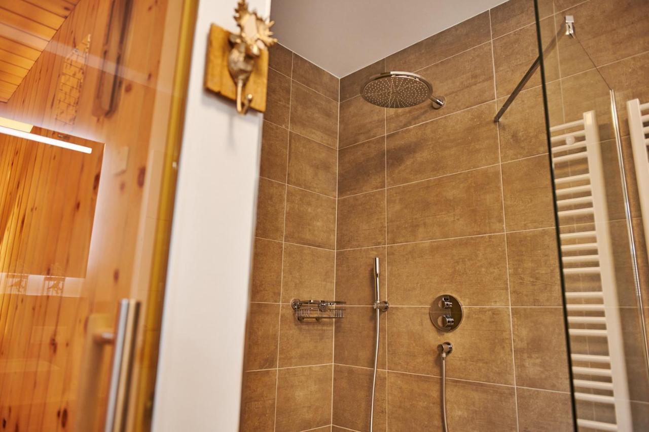 Die Tauplitz Lodges - Adler Auszeit Lodge D6 By Aa Holiday Homes Eksteriør billede