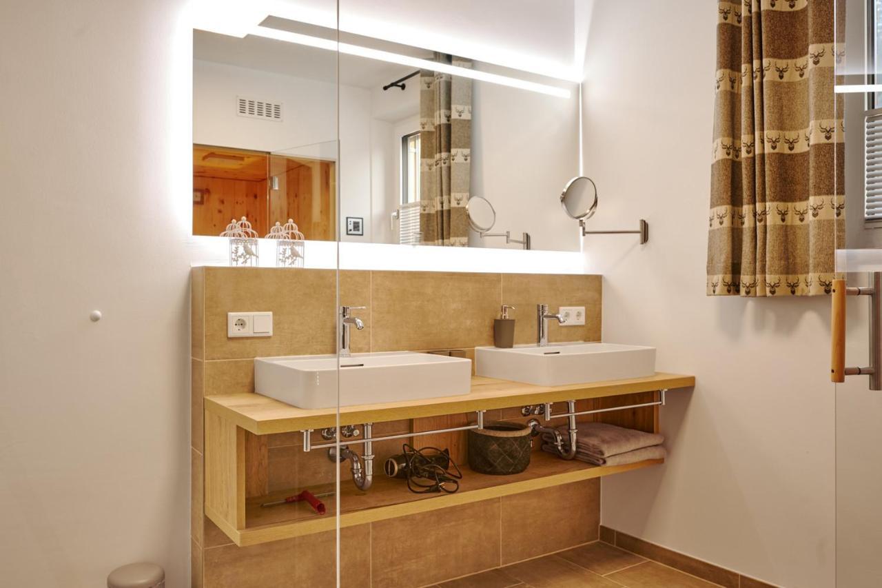 Die Tauplitz Lodges - Adler Auszeit Lodge D6 By Aa Holiday Homes Eksteriør billede
